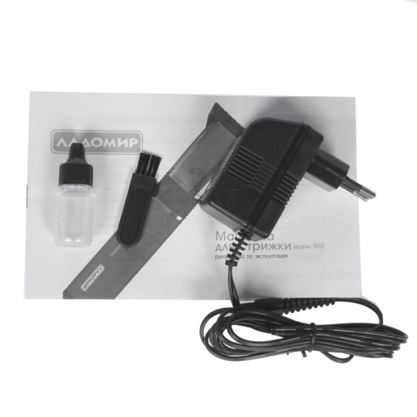 2. Машинка для стрижки Ладомир ТА-32 3Вт,аккум,1насадка